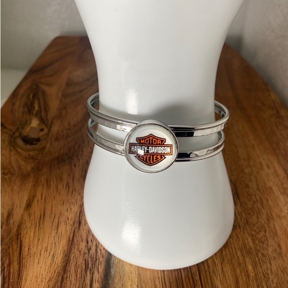 Harley-Davidson Snap Jewelry Cuff Bracelet - Picture 7 of 9